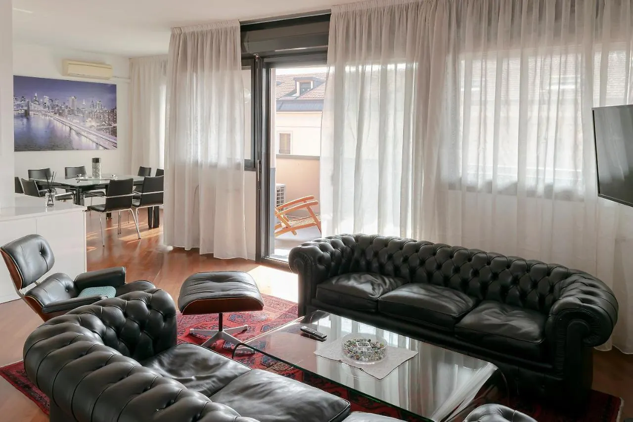 Apartment Splendido Appartamento 140 Mq Zona Tortona Milano