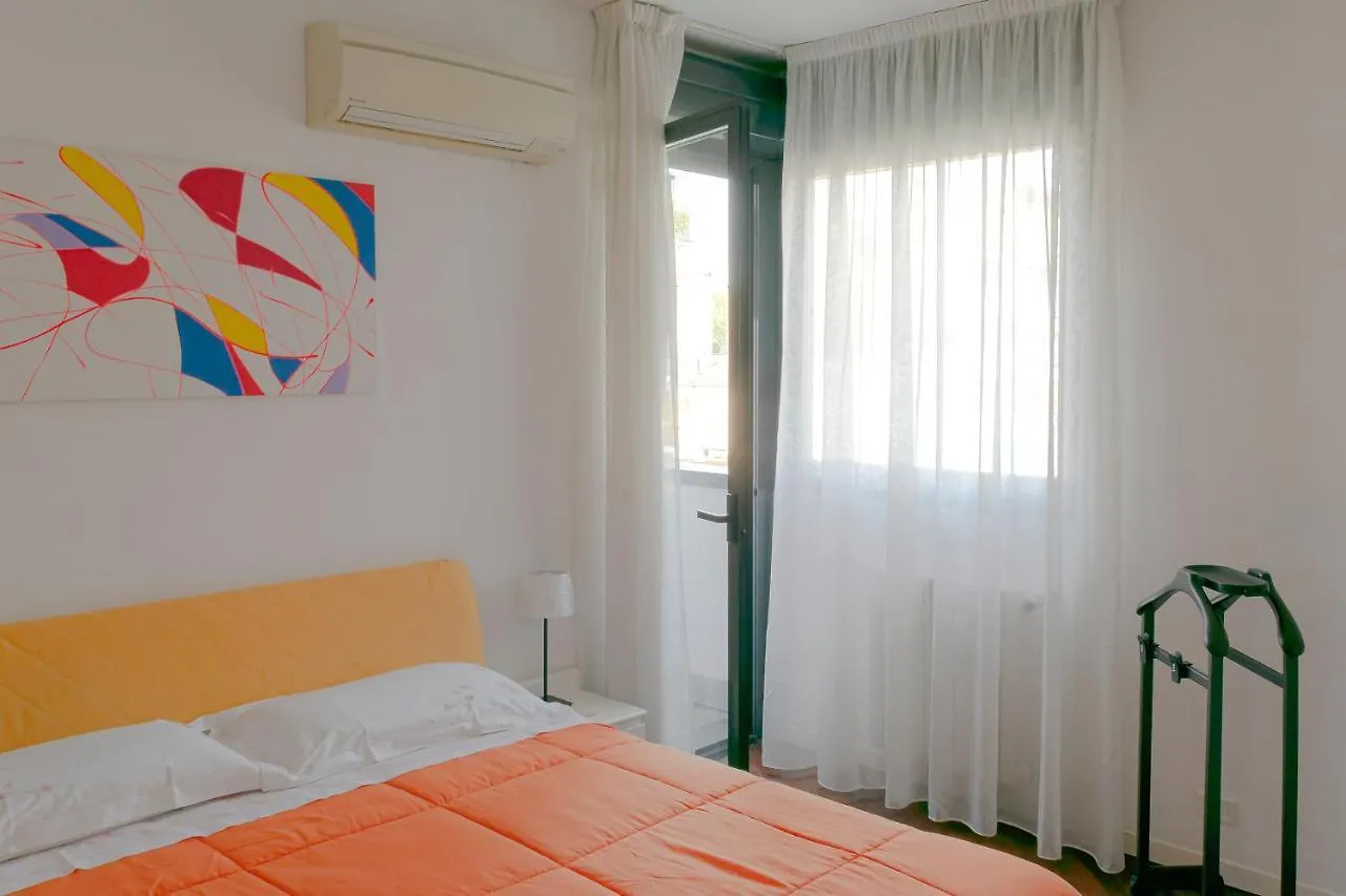 Apartment Splendido Appartamento 140 Mq Zona Tortona Milano Italy